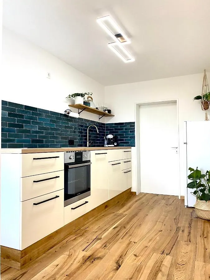 Apartment Best Butler Family & Friends Mit Hund Fussen
